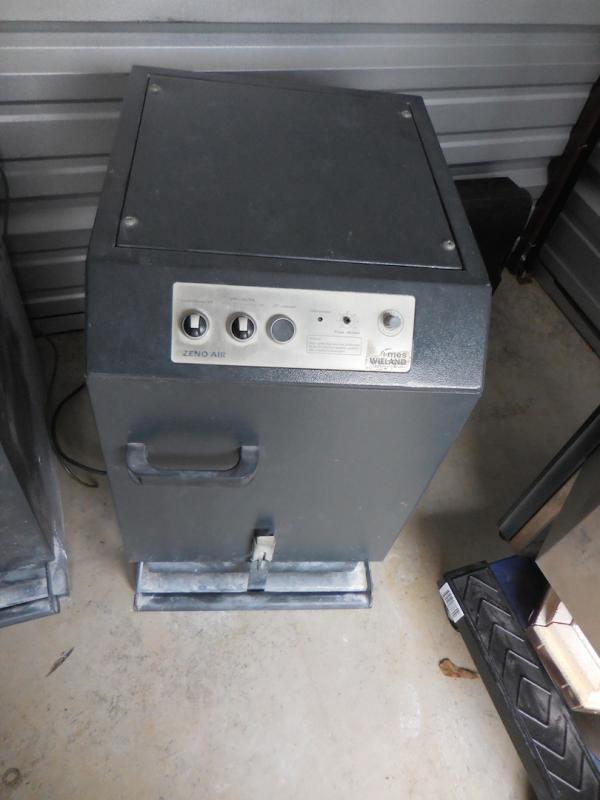 ICORE DENTAL I-VAC 2 SUCTION UNIT