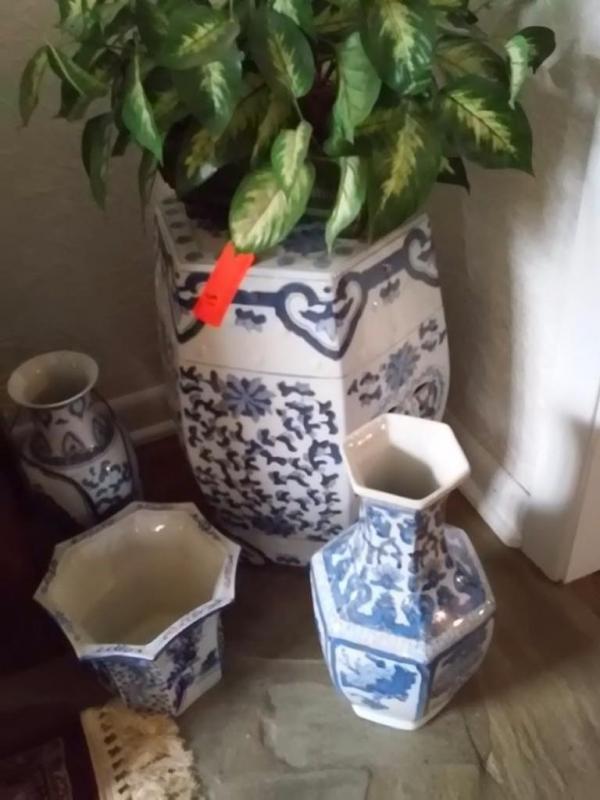 Set of 4 Vases