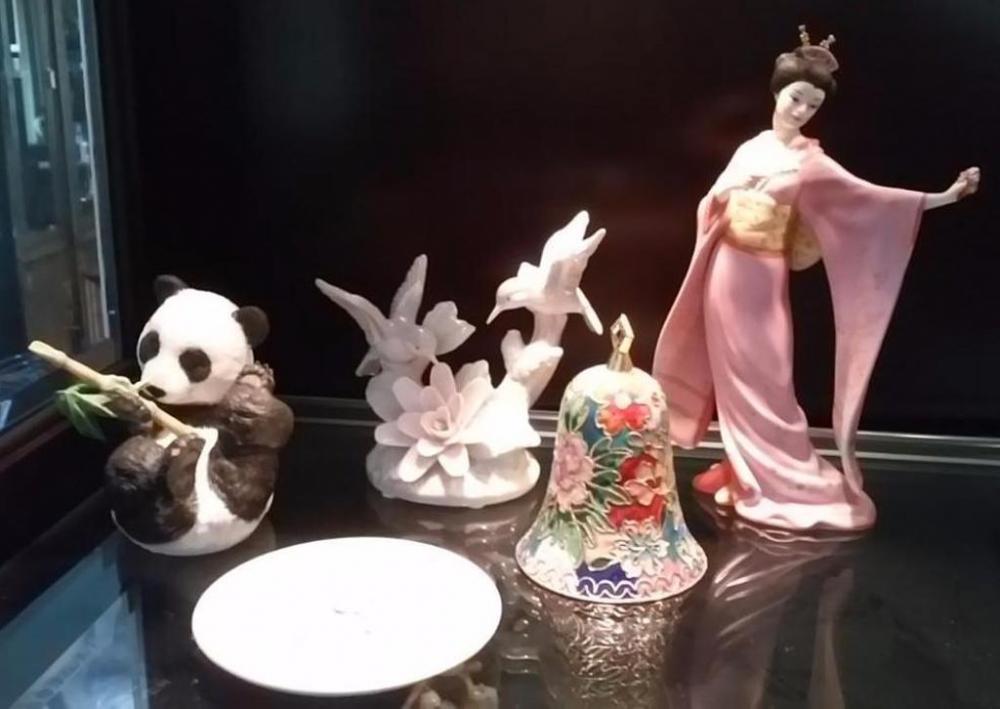 Collectible Wedgewood Plate & Miscellaneous Figurines