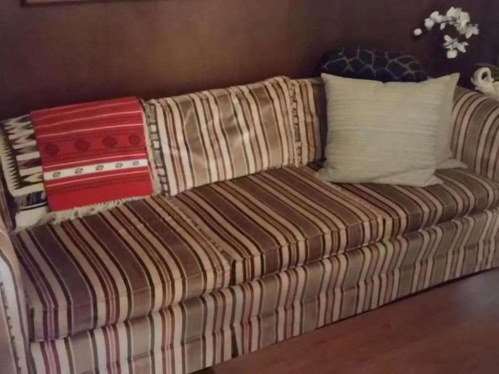 Couch by Drexel, pillows included, aphagans not included