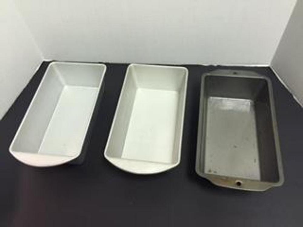 3 loaf pans by Mirro