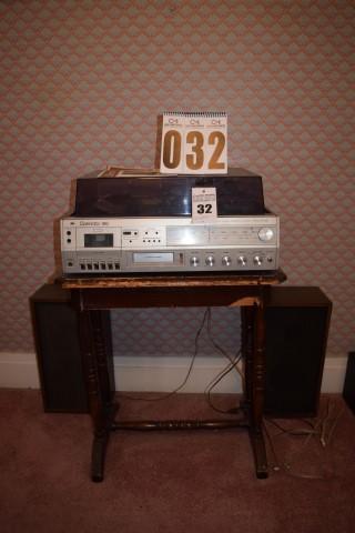 Clarinette 100 Record, 8 track, AM/FM player with wooden stand