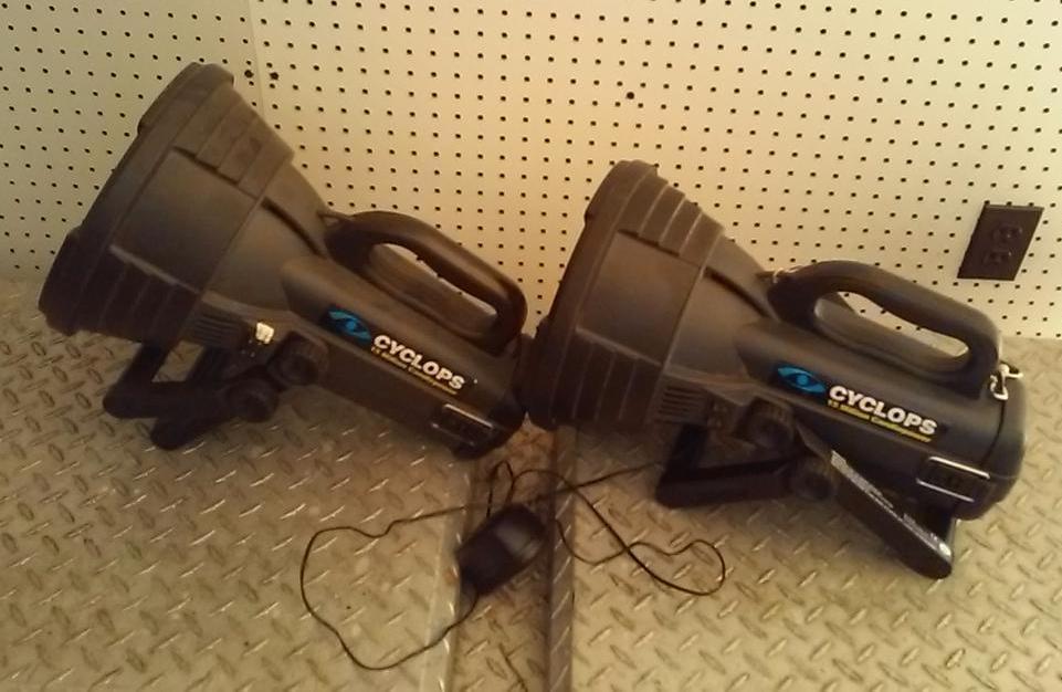 Cyclops 15 Million Candlepower Spotlights (2)