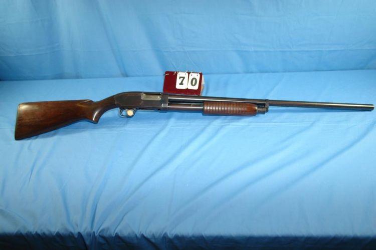 WINCHESTER MD. 25 PUMP SHOTGUN, 12 GA. image