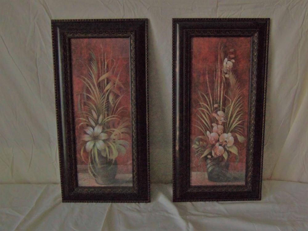 2 Floral arrangements