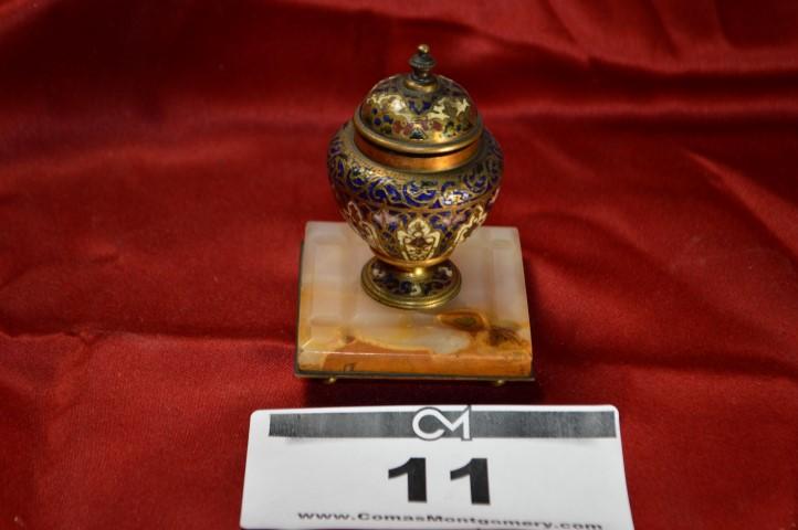 Antique Inkwell: Footed base w/painted brass 4x2.5x2.5