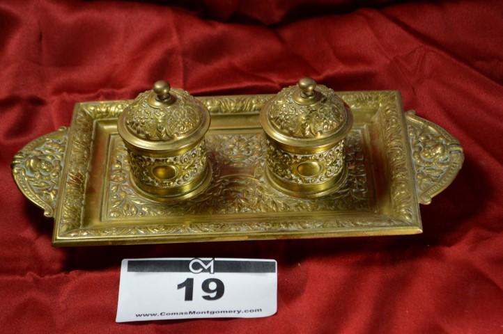 Antique Inkwell: Cast brass 4x12x6