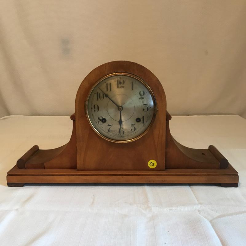 Mantle Clock