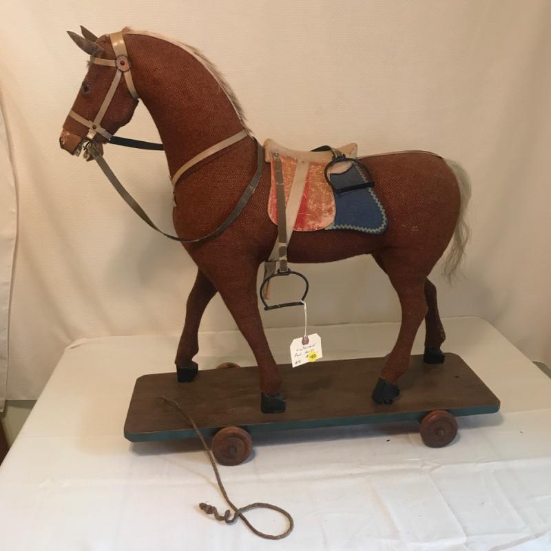 Victorian Pull Horse