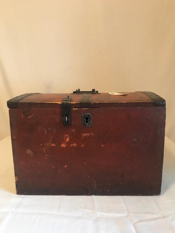 Small Dome Top Trunk