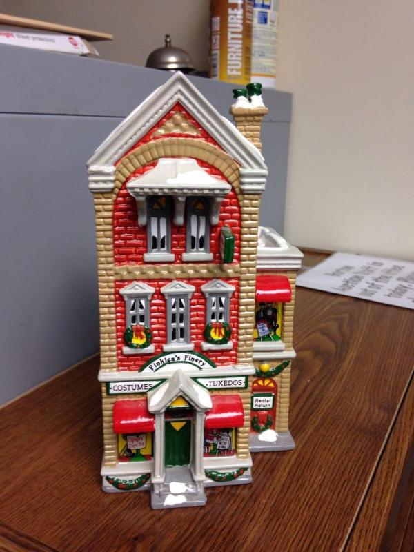 Department 56 "Finklea's Finery: Costume Shop"; #5405-4