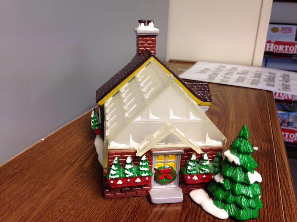 Department 56 "Village Greenhouse"; 5402-0