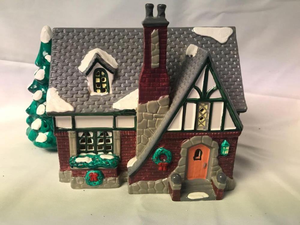 Department 56 "Oak Grove Tudor"; #5400-3,1991