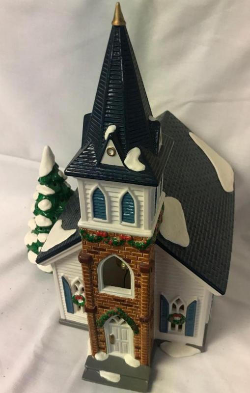 Department 56 "Wedding Chapel"; #5464-0, 1994