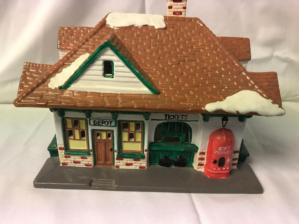 Department 56 "Village Station and Train"; #5122-5, 1988, Train is missing.