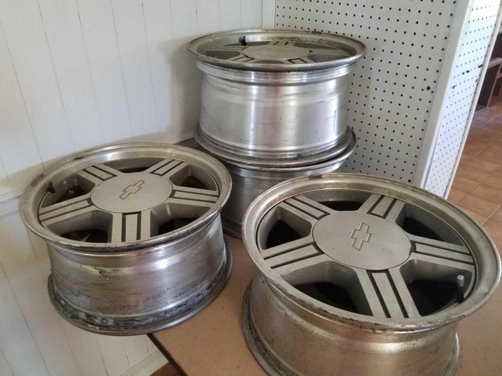 4 Chevrolet rims