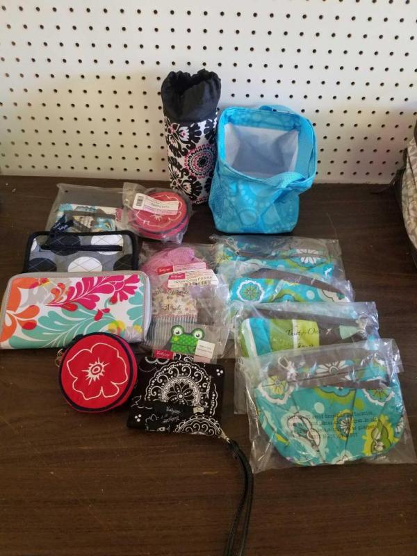 Assorted Thirty-One accessories