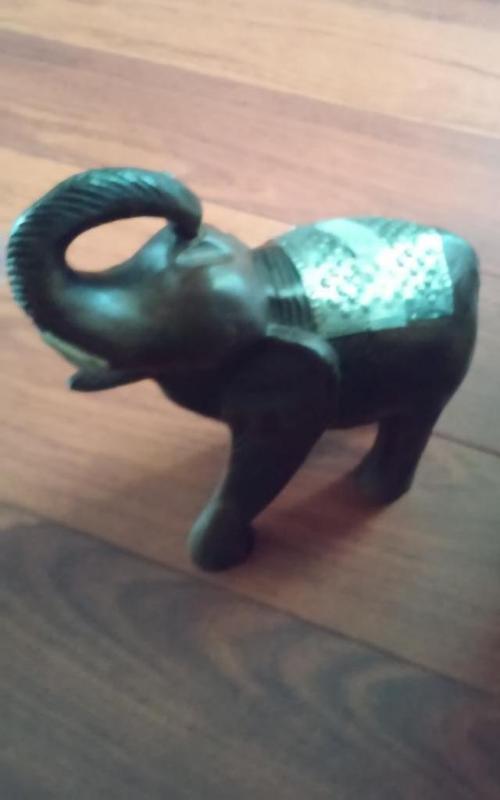 Small Decorative Elephant (Dime taped on back is to guard your door and bring you money)