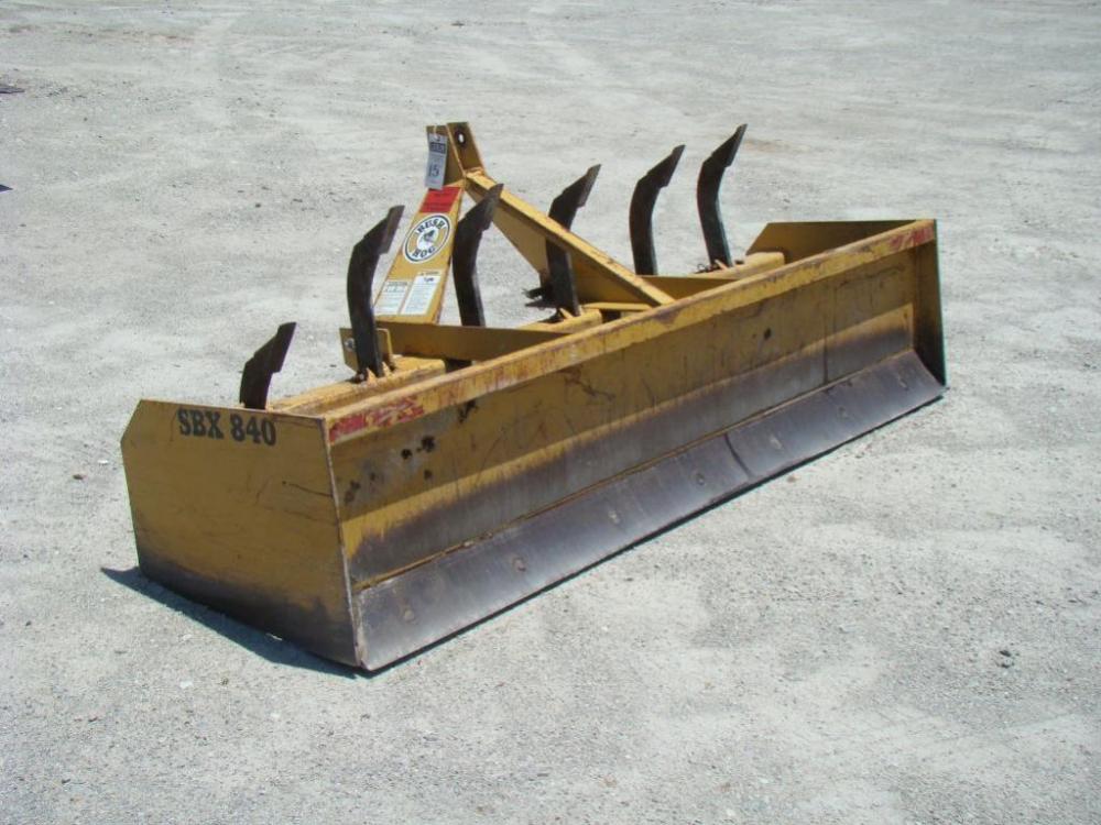 BUSH HOG SBX-840 7 foot Heavy Duty BOX BLADE, Excellent condition, Very Good Paint, Low Usage