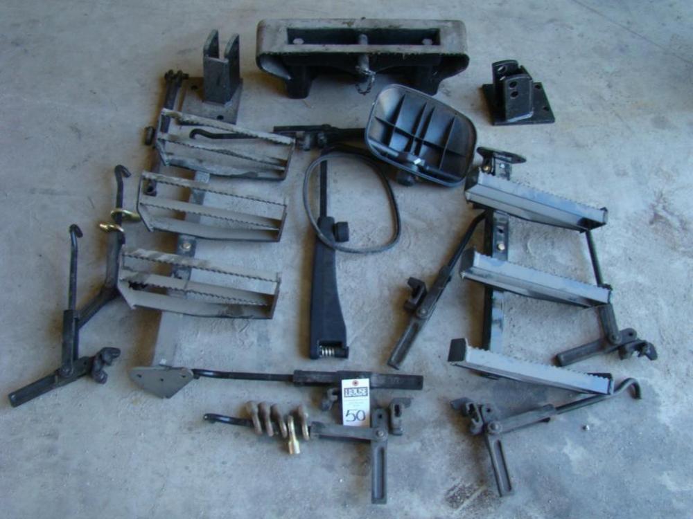 Miscellaneous MASSEY FERGUSON Tractor Cab Steps, Mirror & Brackets. Fits MASSEY FERGUSON Mid Range tractors. Came off Massey Ferguson 5465.