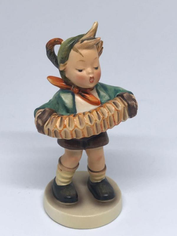Hummel Accordion Boy TMK 2