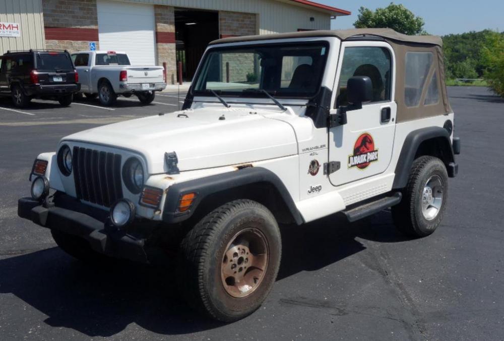 2000 Jeep Wrangler Sahara Edition MPV, 4WD, Soft Top, Jurassic Park Decals! 124,450 Miles, VIN # 1J4FA59S6YP777658, SEE VIDEO AND DESCRIPTION
