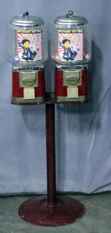 Double-Head Candy Gumball Capsule Vending Machines on T Stand, Includes Keys,15"W x 40.5"H
