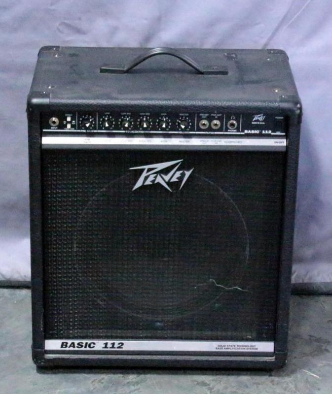 Peavey Basic 112 Guitar Combo Amp, 18"W x 21"H x 12"D