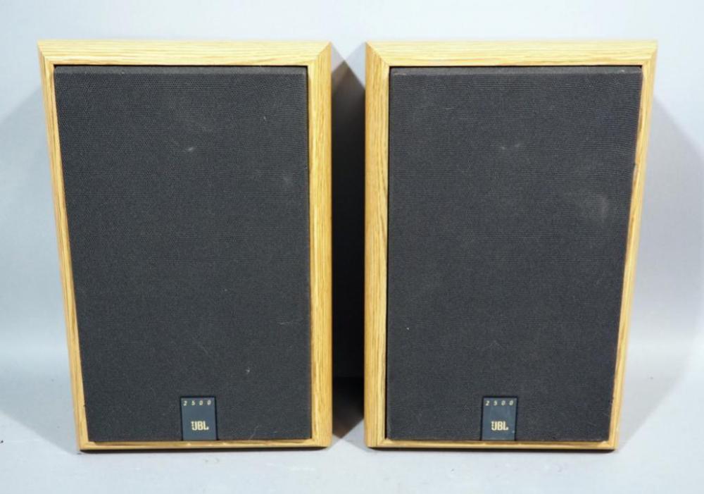JBL 2500 Bookshelf Speakers, Qty 2, 8"W x 12.5"H x 6.5"D
