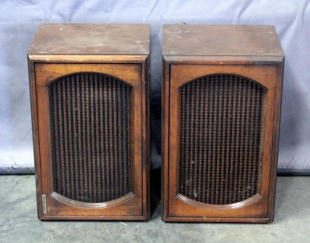 Vintage Magnavox Model 1S8716 Speakers