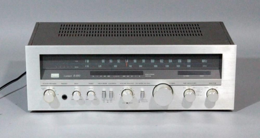 Sansui Receiver, Model Classique R-370, Powers Up