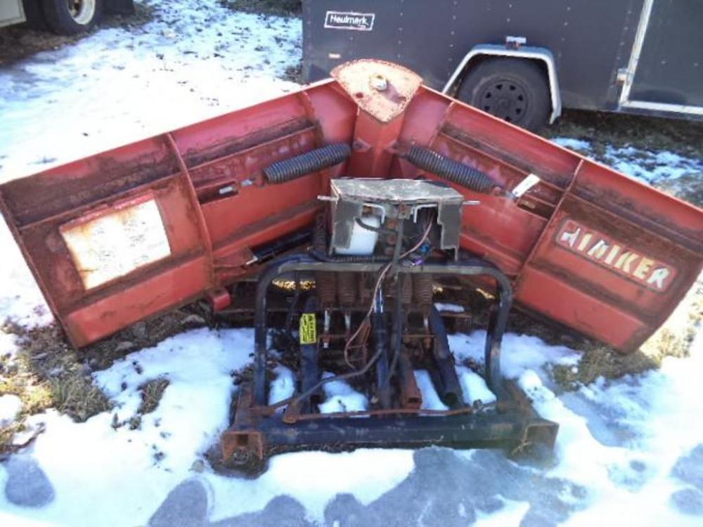 Hiniker 9' V-Plow Snow Blade