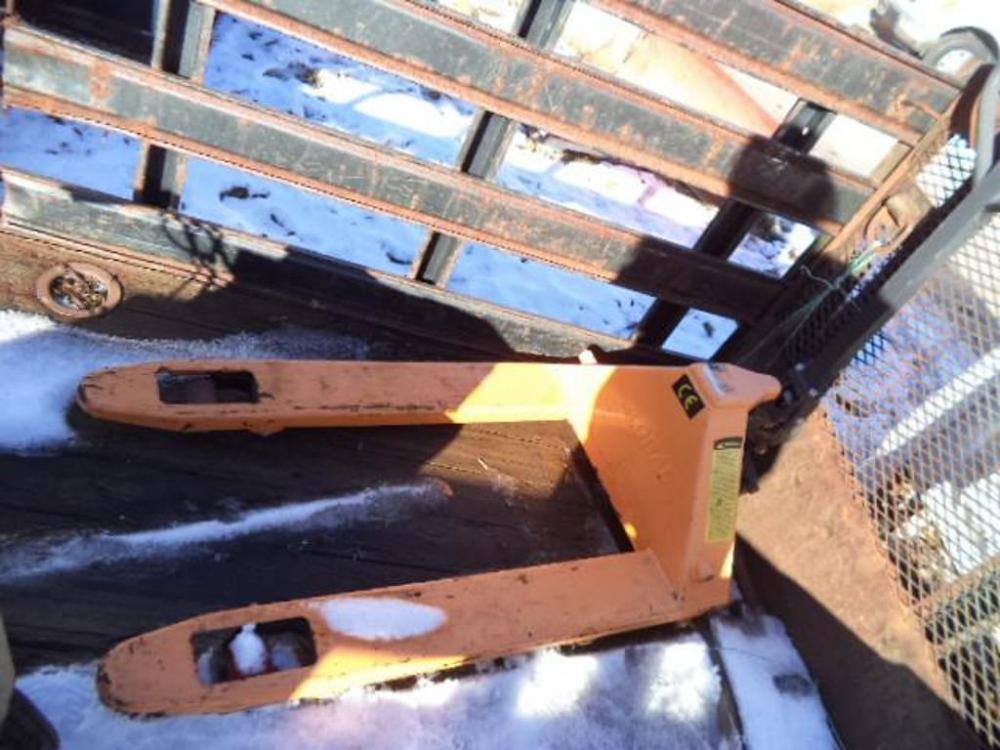 (2) Pallet Jacks