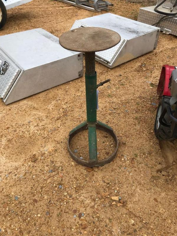 Adjustable Steel Work Stand